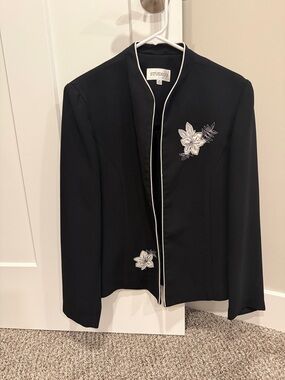 StudioI Black  Blazer with White Floral Appliqués